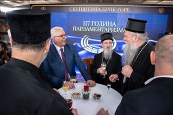 Dan parlamentarizma u CG obilježen 10 dana kasnije; Mandić: 30. avgust sudbonosan za naše društvo Dan parlamentarizma u CG obilježen 10 dana kasnije; Mandić: 30. avgust sudbonosan za naše društvo