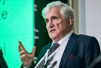Mahmutćehajić: Tamo gdje je vlast poistovjećena sa ideologijom nema politike Mahmutćehajić: Tamo gdje je vlast poistovjećena sa ideologijom nema politike