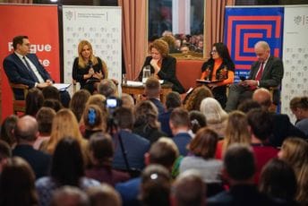 Uljarević: Nema kompromisa sa fundamentalnim vrijednostima EU, dobro je što je EK notirala prljave kampanje protiv NVO u CG Uljarević: Nema kompromisa sa fundamentalnim vrijednostima EU, dobro je što je EK notirala prljave kampanje protiv NVO u CG