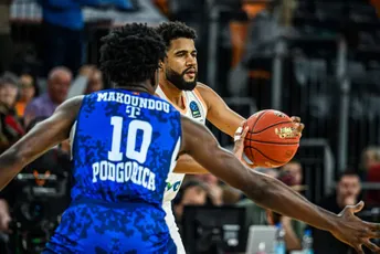 Podgoričani u velikom problemu: 'Plavi' poraženi i od Ulma, presudio pad u finišu susreta Podgoričani u velikom problemu: 'Plavi' poraženi i od Ulma, presudio pad u finišu susreta