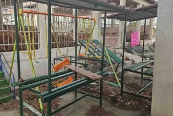 Vandali uništili deset tezgi na pijaci u Starom Baru Vandali uništili deset tezgi na pijaci u Starom Baru