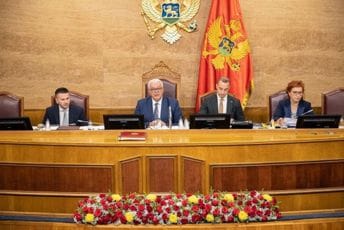 Nakon Mandićeve ‘improvizacije’: Danas ‘repriza’ nastavka sjednice Nakon Mandićeve ‘improvizacije’: Danas ‘repriza’ nastavka sjednice