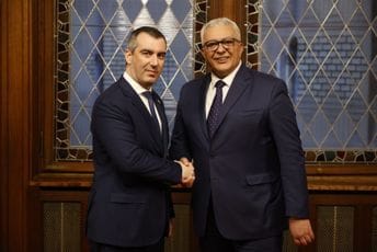 Mandić se sastao s Orlićem: Spremni da saradnji dva parlamenta doprinesu i ličnim angažovanjem Mandić se sastao s Orlićem: Spremni da saradnji dva parlamenta doprinesu i ličnim angažovanjem