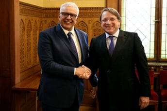 Surogat surogata evropske politike Surogat surogata evropske politike