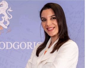 Mićović odgovorila Klikovcu: Obmanjivanjem javnosti pokazuje zašto je DPS siguran na opozicionim klupama Mićović odgovorila Klikovcu: Obmanjivanjem javnosti pokazuje zašto je DPS siguran na opozicionim klupama