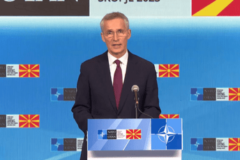 Stoltenberg: NATO prati situaciju u Poljskoj i biće na oprezu Stoltenberg: NATO prati situaciju u Poljskoj i biće na oprezu