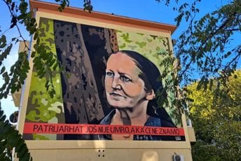 "Patrijarhat još nije umro, a kad će ne znamo": Ljeposava iz "Đekne" dobila mural u Podgorici