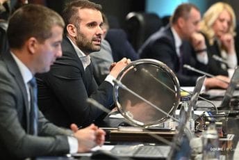 Do kraja godine mogu pozajmiti još pola milijarde Do kraja godine mogu pozajmiti još pola milijarde