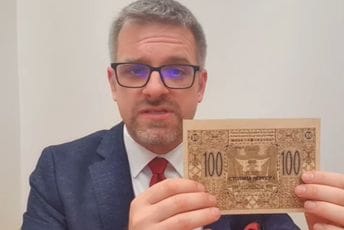 Najrjeđa i najskuplja crnogorska novčanica: 100 perpera iz 1912. Najrjeđa i najskuplja crnogorska novčanica: 100 perpera iz 1912.