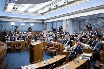 Gotov prvi dio sjednice: Poslanici usvojili rebalans budžeta i izmjenu odluke o zaduživanju Gotov prvi dio sjednice: Poslanici usvojili rebalans budžeta i izmjenu odluke o zaduživanju