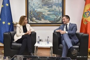 Bečić: Gradimo jake institucije, iskoristićemo istorijsku šansu Crne Gore Bečić: Gradimo jake institucije, iskoristićemo istorijsku šansu Crne Gore