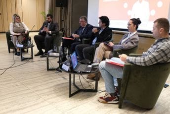 Hibridno ratovanje i novi izazovi za efikasnu zaštitu ljudskih prava: Ni u oružanim sukobima nije sve dozvoljeno Hibridno ratovanje i novi izazovi za efikasnu zaštitu ljudskih prava: Ni u oružanim sukobima nije sve dozvoljeno