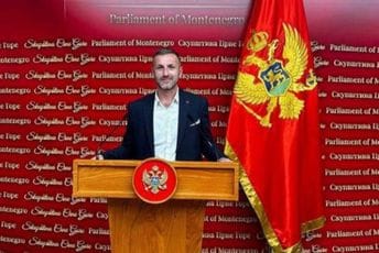 DPS Plav: Armen Šehović čuva fotelju četničkog vojvode Andrije Mandića