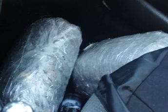 Uhapšen Ulcinjanin: Policija pronašla dva kila marihuane Uhapšen Ulcinjanin: Policija pronašla dva kila marihuane