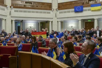Ukrajina odložila glasanje: Izbori za novi parlament i predsjednika kad se rat završi Ukrajina odložila glasanje: Izbori za novi parlament i predsjednika kad se rat završi