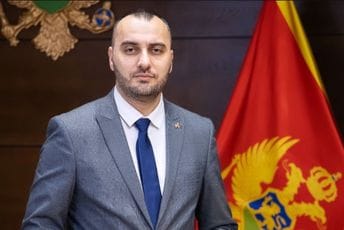 Stjepović Boškoviću: Kad smo došli u Opštinu na računu nas je operativno sačekalo manje od hiljadu eura