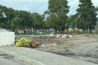 (FOTO) Prljavo lice Podgorice: Stari aerodrom i Konik u smeću