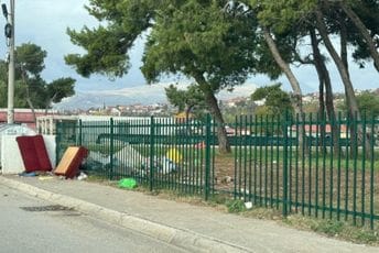 Podgorica: Auto nestao iz dvorišta, pronađen na otpadu