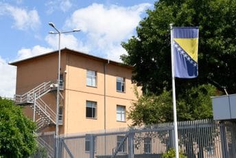 Podignuta optužnica za genocid protiv sedam bivših pripadnika Vojske RS Podignuta optužnica za genocid protiv sedam bivših pripadnika Vojske RS