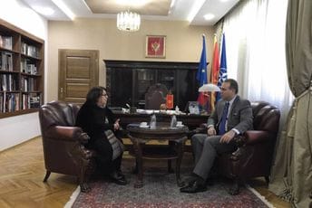 Ivanović - Hodža: Kosovo i Crna Gora prijateljske zemlje Ivanović - Hodža: Kosovo i Crna Gora prijateljske zemlje