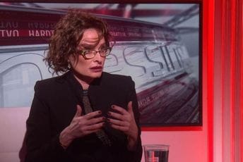 Srbija: Predsjednica agencije za medije objavila fotošopiranu sliku sebe u nacističkoj uniformi Srbija: Predsjednica agencije za medije objavila fotošopiranu sliku sebe u nacističkoj uniformi