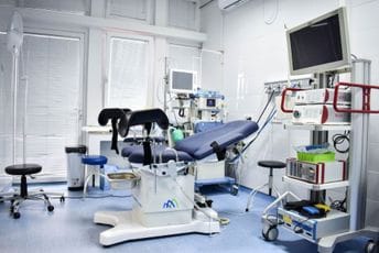 KCCG: Klinika za ginekologiju i akušerstvo dobila ginekološki sto sa elektromotorom KCCG: Klinika za ginekologiju i akušerstvo dobila ginekološki sto sa elektromotorom