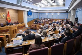 Danas u Skupštini: Nastavak jedne i početak druge sjednice, sastaje se i niz odbora Danas u Skupštini: Nastavak jedne i početak druge sjednice, sastaje se i niz odbora