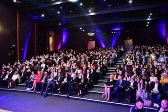 URA odgovorila PES-u: Spajićeva partija nastavlja komediju, demaskira se neozbiljna, površna i špekulantska politika URA odgovorila PES-u: Spajićeva partija nastavlja komediju, demaskira se neozbiljna, površna i špekulantska politika