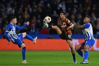 Kakav rasplet u grupi "C": Sve je poznato u Ligi Evrope, evo ko je u osmini finala, a ko u plej-ofu Kakav rasplet u grupi "C": Sve je poznato u Ligi Evrope, evo ko je u osmini finala, a ko u plej-ofu