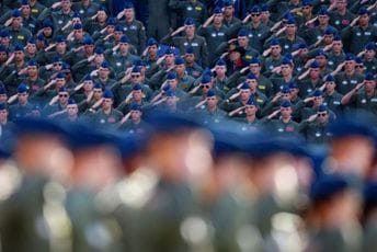 Usvojen američki budžet za vojsku, veći za čak 28 milijardi dolara od ovogodišnjeg Usvojen američki budžet za vojsku, veći za čak 28 milijardi dolara od ovogodišnjeg