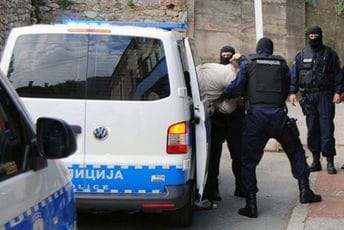 Novi Sad: Ubijena ženska osoba, osumnjičeni muškarac pokušao samobistvo