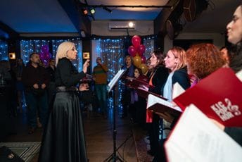 „Ljubav je snaga“ na Podgoričkom pazaru: KIC pop hor večeras na Trgu nezavisnosti „Ljubav je snaga“ na Podgoričkom pazaru: KIC pop hor večeras na Trgu nezavisnosti