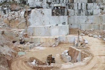 Kamenolom u Kučima: Putevi kupili drobilično postrojenje, probno će iskopati do 20.000 kubika