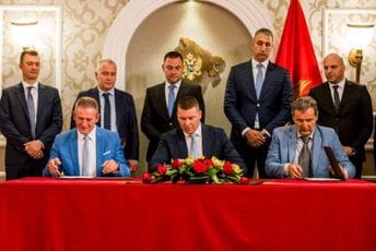 Adžić: Spajićeva Vlada da poštuje Kolektivni ugovor i poveća plate zaposlenima u MUP-u Adžić: Spajićeva Vlada da poštuje Kolektivni ugovor i poveća plate zaposlenima u MUP-u