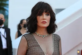 Čuvenoj glumici dvije godine uslovno: Izabel Ađani osuđena za pranje novca i utaju poreza Čuvenoj glumici dvije godine uslovno: Izabel Ađani osuđena za pranje novca i utaju poreza