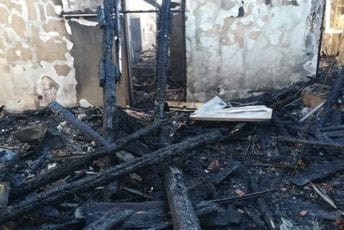 Požar u Brčelima, izgorio manastirski konak