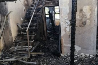 Utvrđen uzrok požara u manastiru Donji Brčeli: Vatra krenula iz dimnjaka