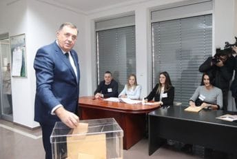 Dodik: Ponosan sam na sve ljude iz Republike Srpske koji su glasali Dodik: Ponosan sam na sve ljude iz Republike Srpske koji su glasali