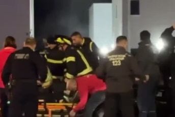 Herceg Novi: Vozilo udarilo u potporni zid, jedna osoba povrijeđena Herceg Novi: Vozilo udarilo u potporni zid, jedna osoba povrijeđena