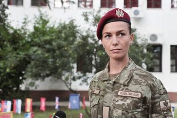Svaki deseti vojnik u Crnoj Gori je žena Svaki deseti vojnik u Crnoj Gori je žena