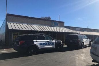 U neočekivanom i ironičnom obrtu: Lopovima tokom pljačke ukraden auto za bjekstvo U neočekivanom i ironičnom obrtu: Lopovima tokom pljačke ukraden auto za bjekstvo