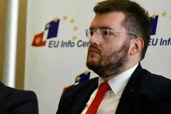 Evropski savez: Koprivica iz prvog reda bodrio govornike na Svetosavskoj akademiji, šta radi u vrhu “najevropskije” Vlade Crne Gore?