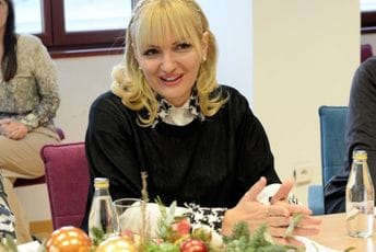 Borovinić-Bojović: Ne znam hoće li danas biti kvoruma, niko ne želi dogovore sa DPS-om Borovinić-Bojović: Ne znam hoće li danas biti kvoruma, niko ne želi dogovore sa DPS-om