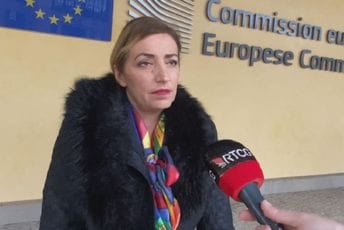 Jakšić-Stojanović: Milion od EU za resor obrazovanja Jakšić-Stojanović: Milion od EU za resor obrazovanja