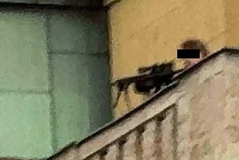 Češka policija: Napadač iz Praga prije nekoliko dana najvjerovatnije ubio muškarca i njegovu bebu Češka policija: Napadač iz Praga prije nekoliko dana najvjerovatnije ubio muškarca i njegovu bebu