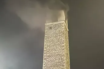 Ugašen požar u Sahat kuli u Pljevljima Ugašen požar u Sahat kuli u Pljevljima