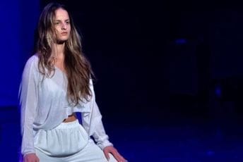 Zamijenila bih se sa pticom Zamijenila bih se sa pticom