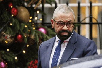 Traži se ostavka britanskog ministra: Našalio se da ženi daje drogu za silovanje Traži se ostavka britanskog ministra: Našalio se da ženi daje drogu za silovanje