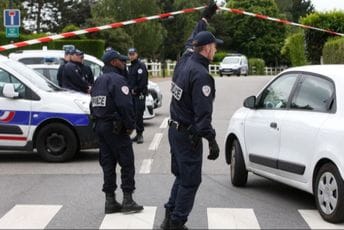 Horor u Francuskoj: Ubijeni majka i četvoro djece, osumnjičen je njihov otac koji je u bjekstvu Horor u Francuskoj: Ubijeni majka i četvoro djece, osumnjičen je njihov otac koji je u bjekstvu