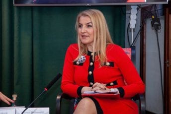 Kurti izabrana za članicu Evropske komisije protiv rasizma i netolerancije Kurti izabrana za članicu Evropske komisije protiv rasizma i netolerancije